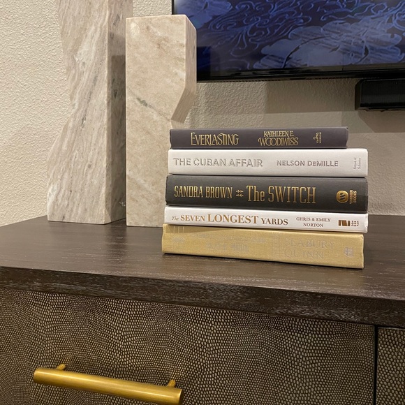 Decorative Hard Cover Books black/brown/white/gold - Picture 2 of 3